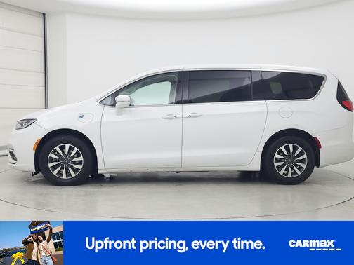 2022 Chrysler Pacifica Hybrid Touring L