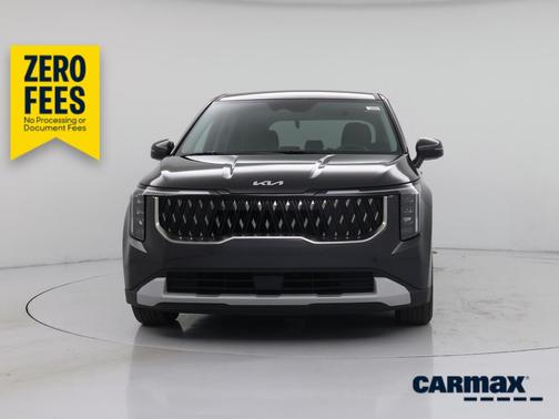 Gray 2025 Kia Carnival LXS
