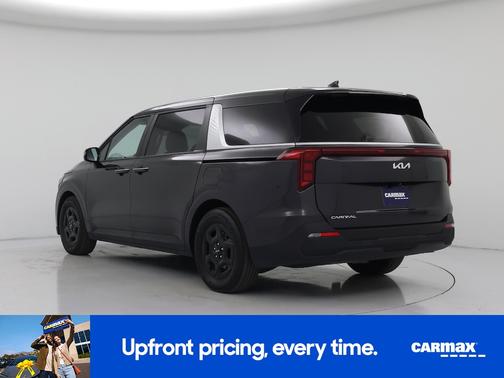 Gray 2025 Kia Carnival LXS