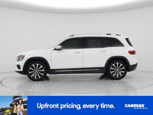 White 2022 Mercedes-Benz GLB 250