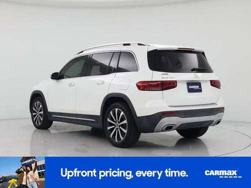 White 2022 Mercedes-Benz GLB 250