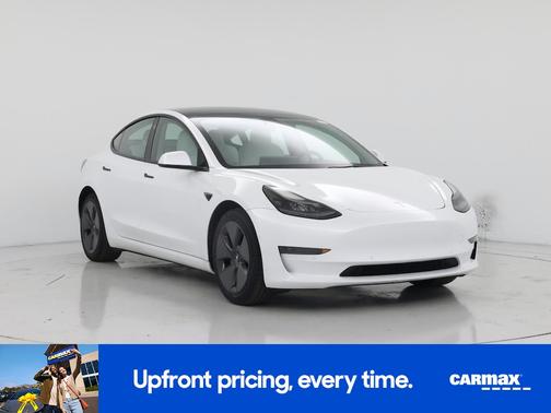 White 2022 Tesla Model 3