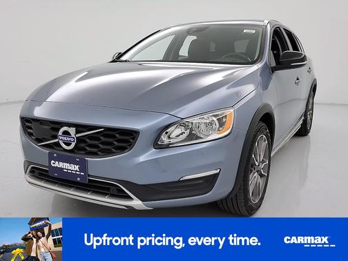 2018 Volvo V60 Cross Country T5