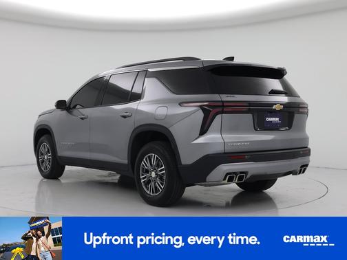 Gray 2024 Chevrolet Traverse LT