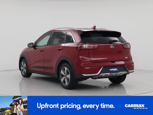 Red 2017 Kia Niro EX