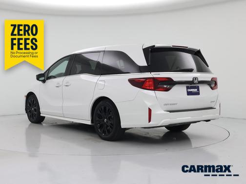 White 2025 Honda Odyssey Sport-L