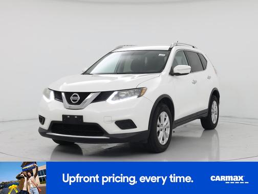 White 2015 Nissan Rogue SV