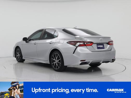 Silver 2023 Toyota Camry SE