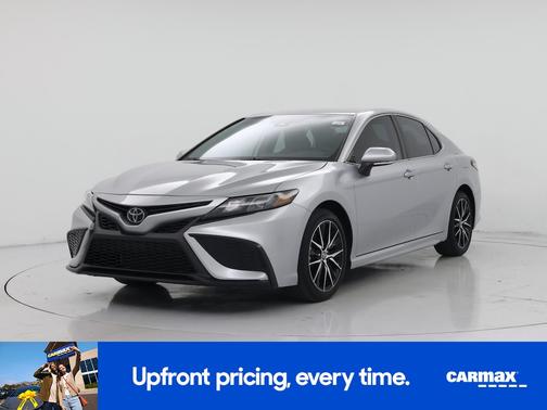Silver 2023 Toyota Camry SE
