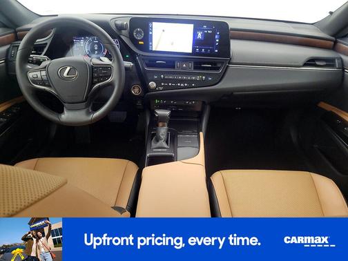 Red 2022 Lexus ES 350