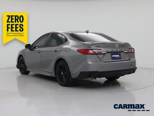 Silver 2025 Toyota Camry SE