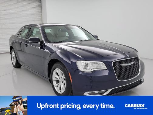 2015 Chrysler 300 Limited