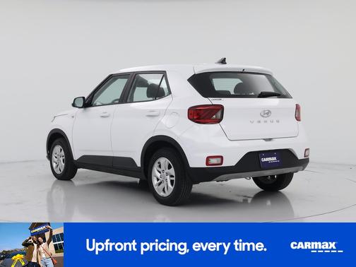 2022 Hyundai VENUE SE