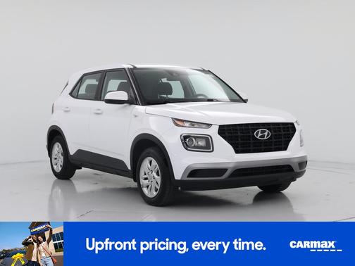 2022 Hyundai VENUE SE