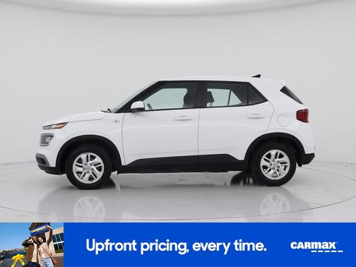 2022 Hyundai VENUE SE