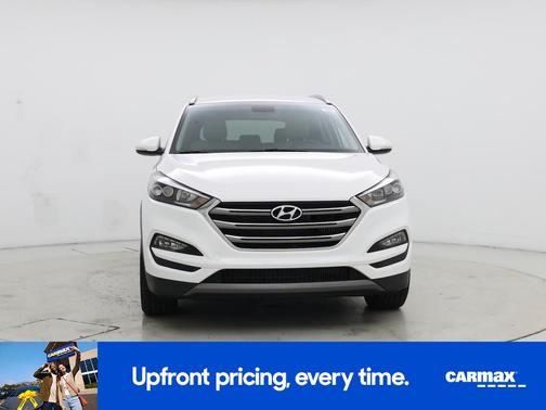 White 2016 Hyundai TUCSON Limited