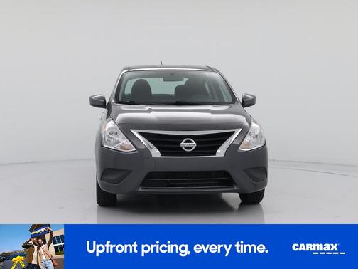 2016 Nissan Versa SV