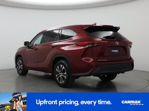 Red 2020 Toyota Highlander XLE
