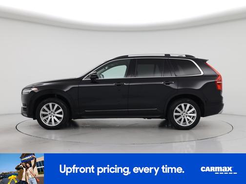 2016 Volvo XC90 T6 Momentum