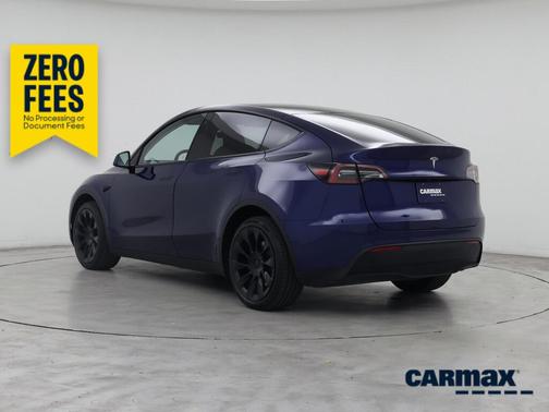 Blue 2023 Tesla Model Y Long Range