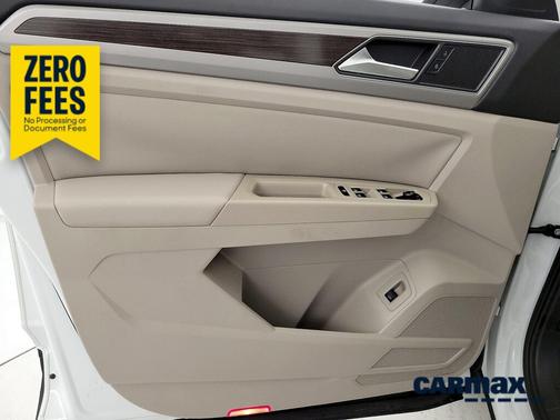 White 2019 Volkswagen Atlas SE w/Tech