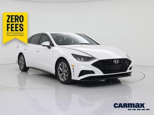 White 2022 Hyundai SONATA SEL