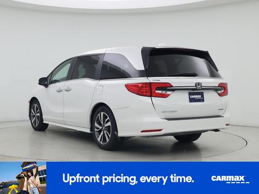 White 2023 Honda Odyssey Touring