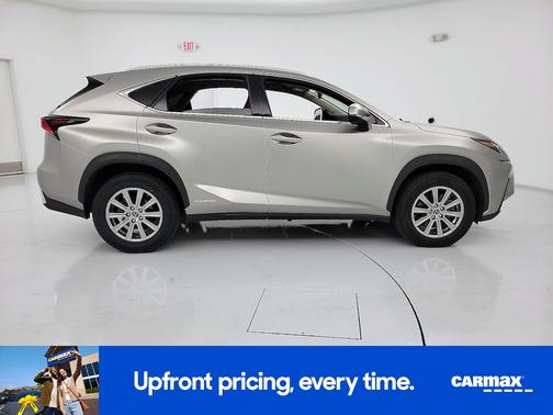 2021 Lexus NX 300h 