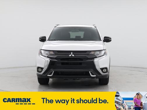 2019 Mitsubishi Outlander SE