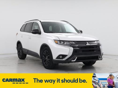 2019 Mitsubishi Outlander SE