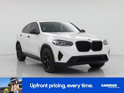 White 2022 BMW X4 XDrive30i
