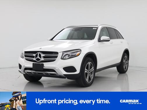 White 2018 Mercedes-Benz GLC 300