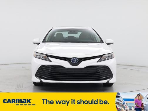 2019 Toyota Camry Hybrid LE