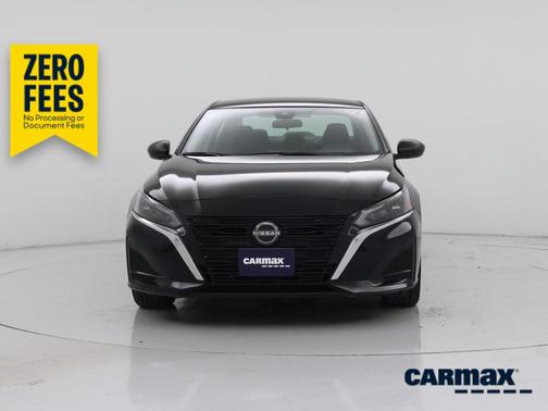 Black 2025 Nissan Altima SV