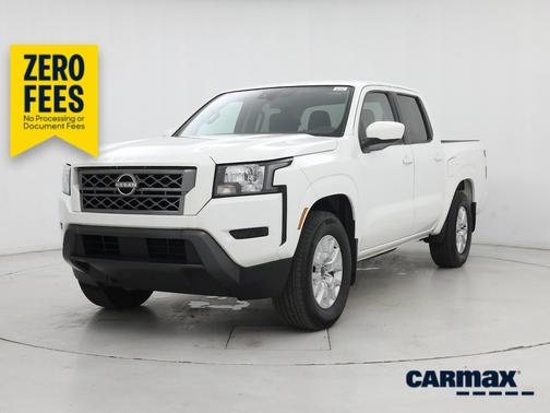 White 2023 Nissan Frontier SV