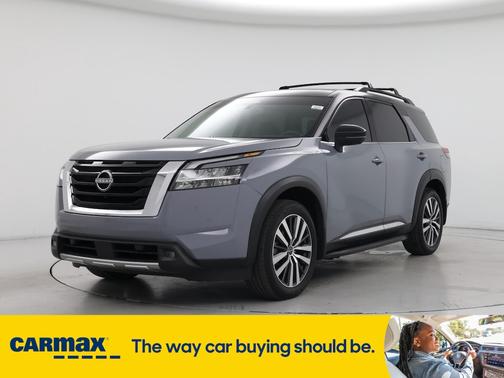 2022 Nissan Pathfinder Platinum