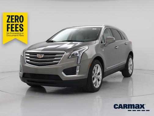 Gray 2018 Cadillac XT5 Luxury