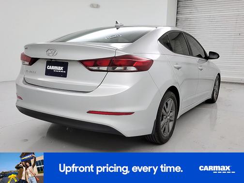 Silver 2017 Hyundai ELANTRA SE