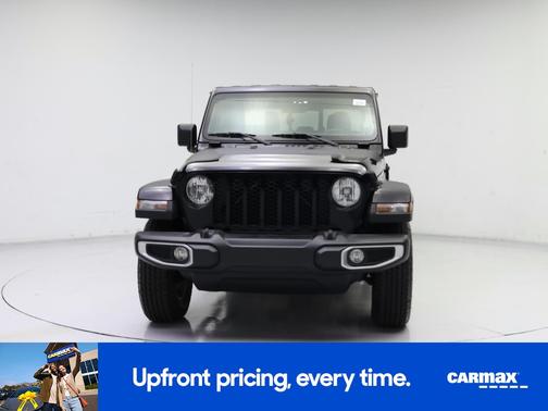 2022 Jeep Gladiator Sport S