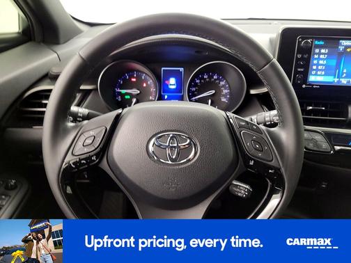 White 2018 Toyota C-HR XLE Premium