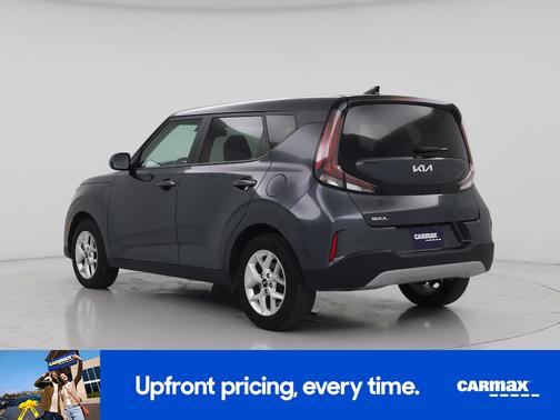 Gray 2025 Kia Soul LX