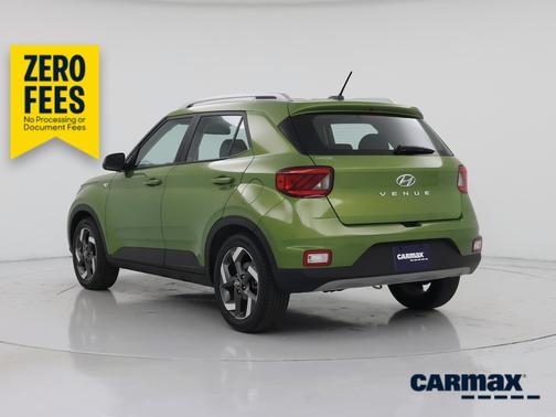 Green 2023 Hyundai VENUE SEL