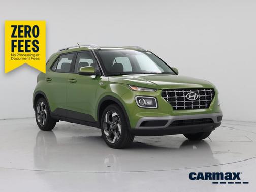 Green 2023 Hyundai VENUE SEL