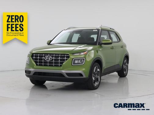 Green 2023 Hyundai VENUE SEL