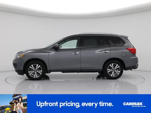 2019 Nissan Pathfinder SV