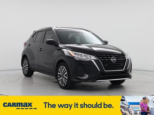 2022 Nissan Kicks SV