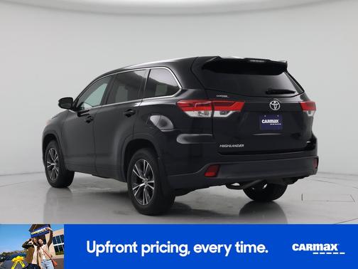 Black 2017 Toyota Highlander LE