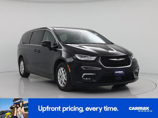 Black 2025 Chrysler Pacifica Select