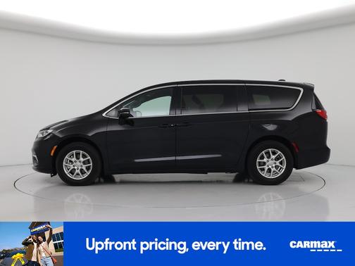 Black 2025 Chrysler Pacifica Select