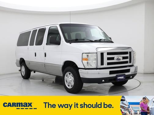 2014 Ford E350 Super Duty XLT